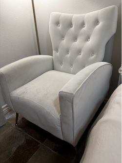 2 Accent chairs