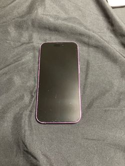 iPhone 16 Pink