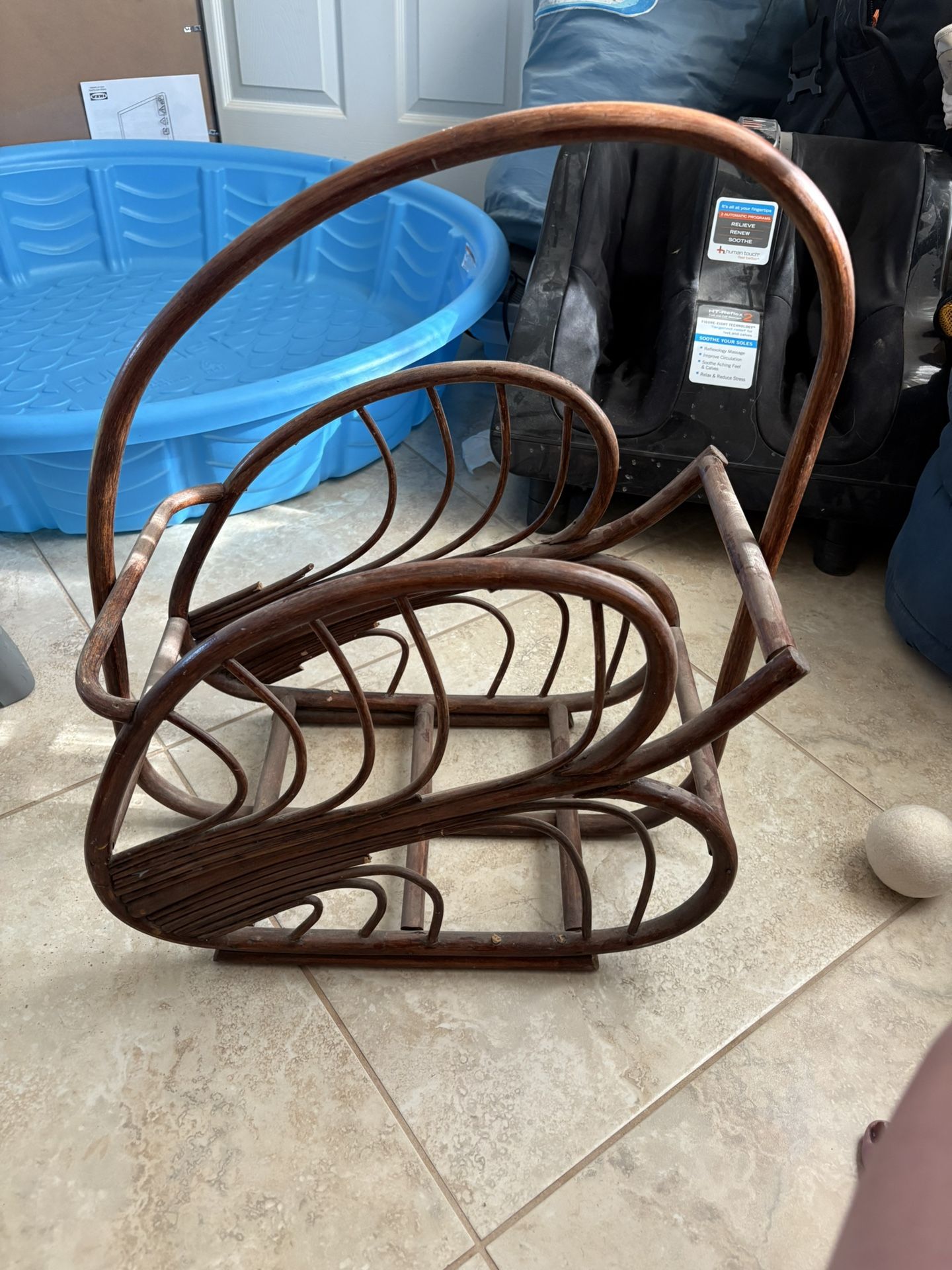 Vintage Log/blanket Storage