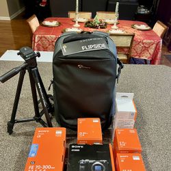 NIB SONY a6600 MIRRORLESS CAMERA/ LENSES PHOTOGRAPHER BUNDLE