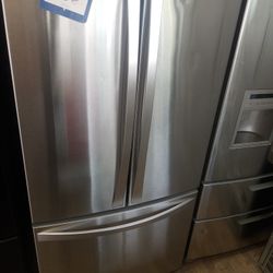 Kenmore Refrigerator 
