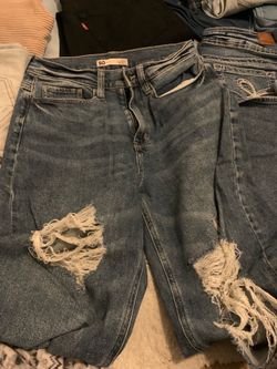Baggy Ripped Jeans