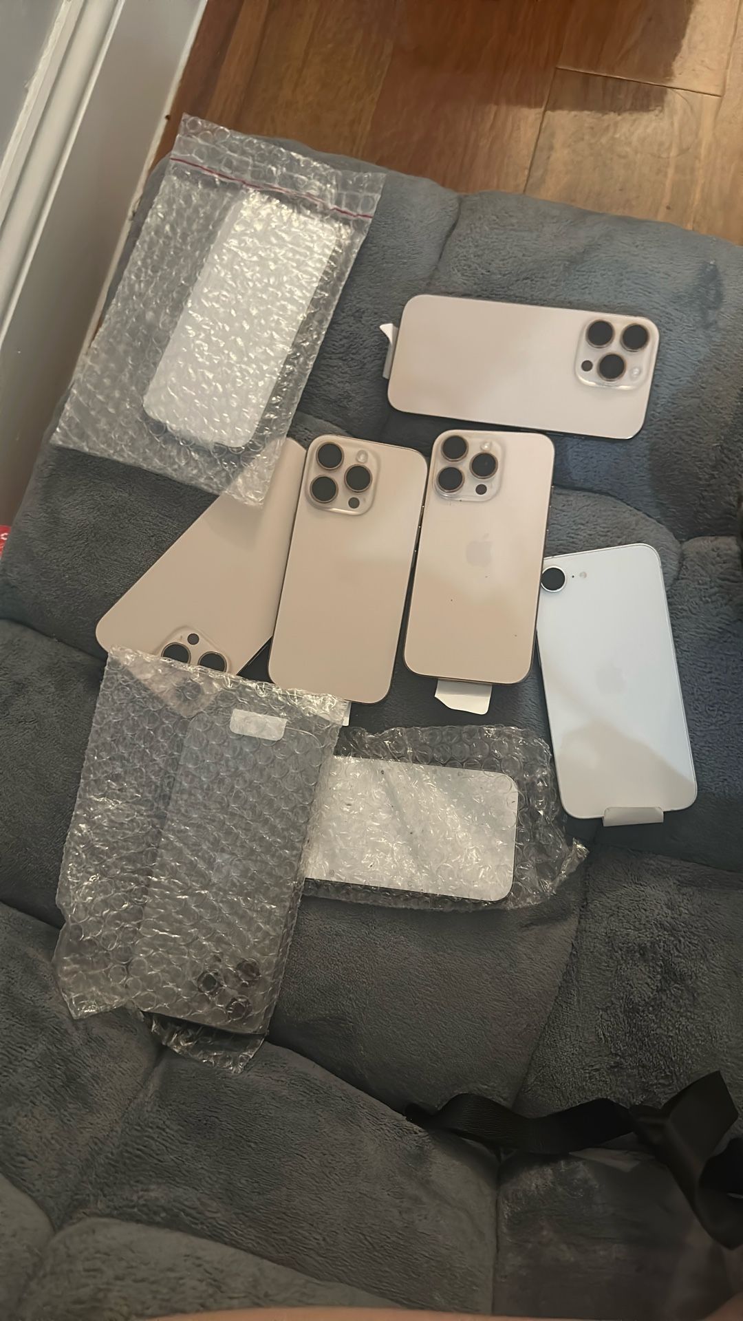 I BUY Carrier Locked iPhones In Long term