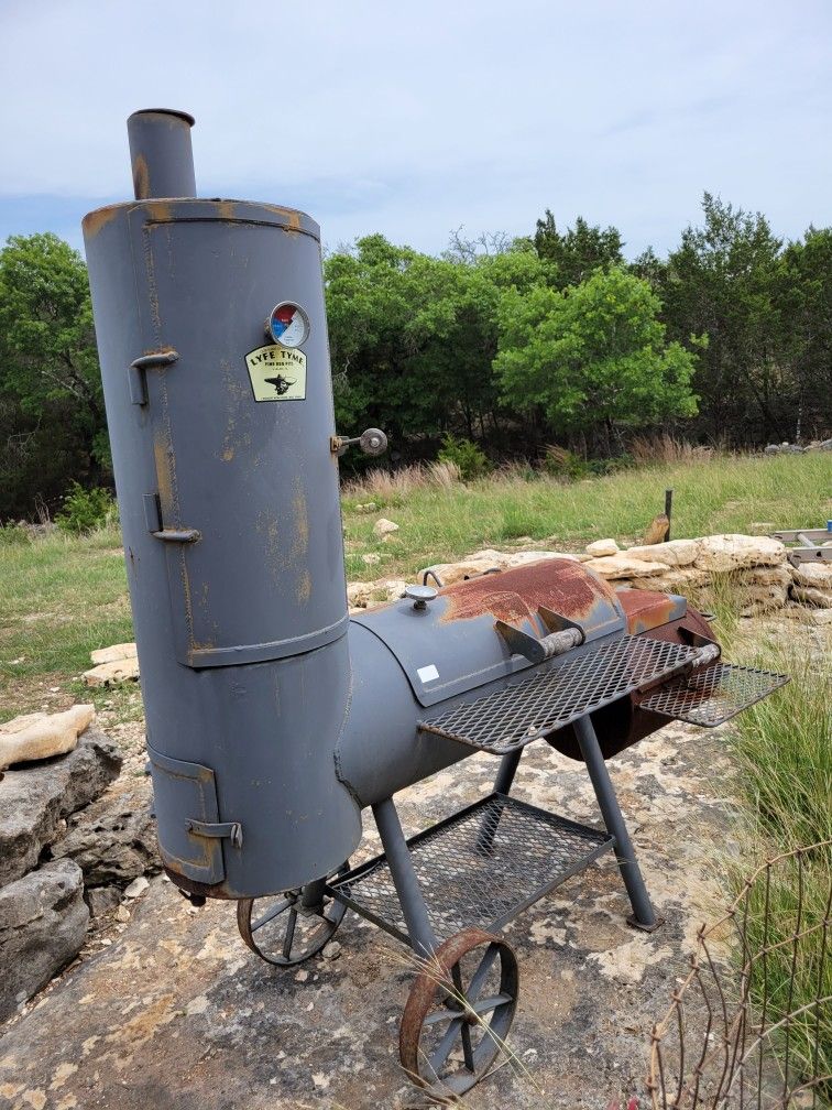 Lyfe Tyme Bbq Pit / Smoker 16 × 32
