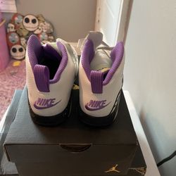 Kids Jordan Shoes