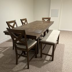 High top dining room table w/ chairs
