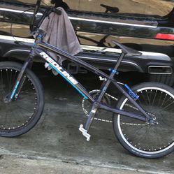 PRO REDLINE BMX Light Weight Bike