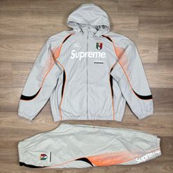 SUPREME TRACKSUIT SIZE S/M/L/XL