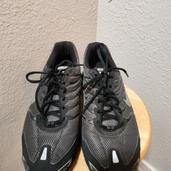 Nike Max Air Torch 4 Men  Running Shoes - 11