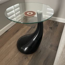 Modern MCM Retro End Side Table