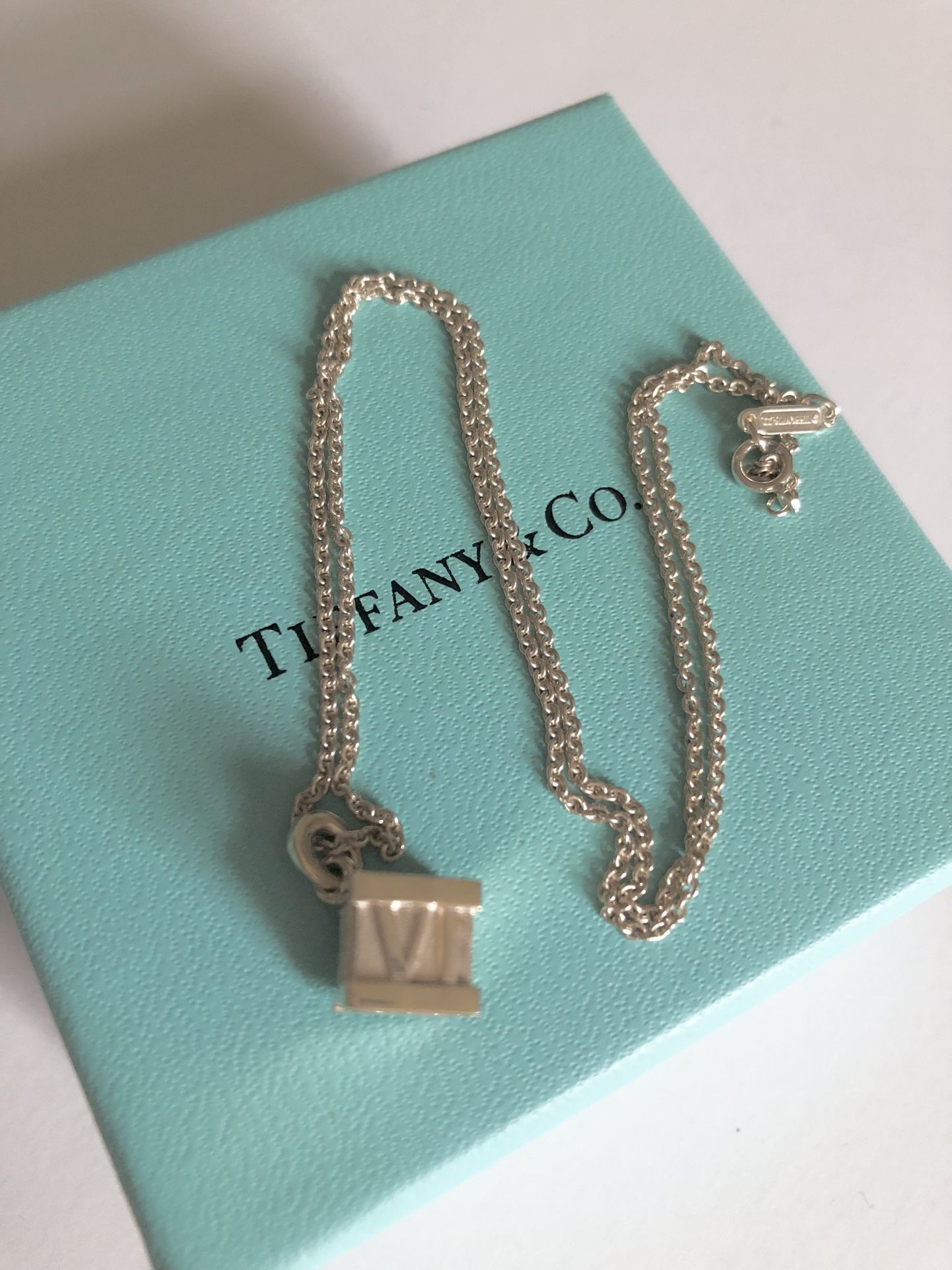 Tiffany & Co Italy Sterling Silver Atlas Cube Pendant Necklace