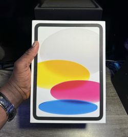 IPAD 10TH GEN BRAND NEW