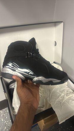 Air Jordan 8 Retro Black Silver Sneaker