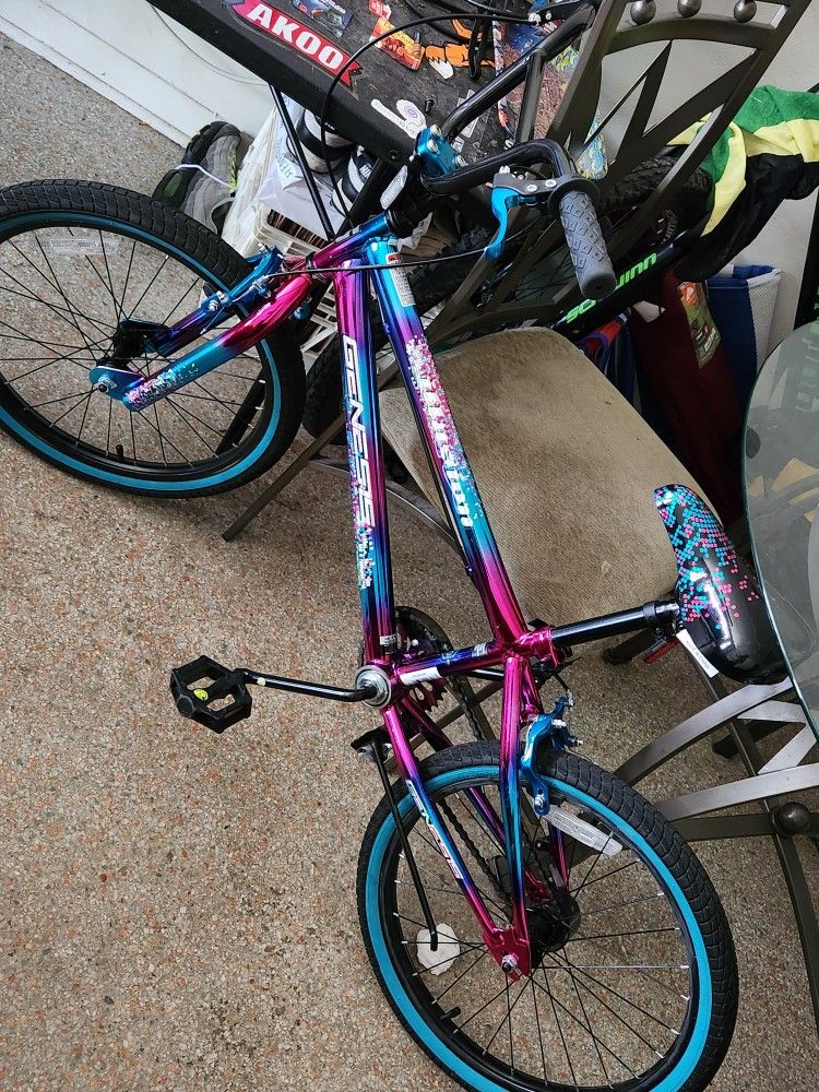 Kent Illusion BMX Bicycle