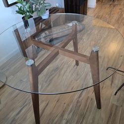 Kasala Henri Dining Table 39" (Pending)