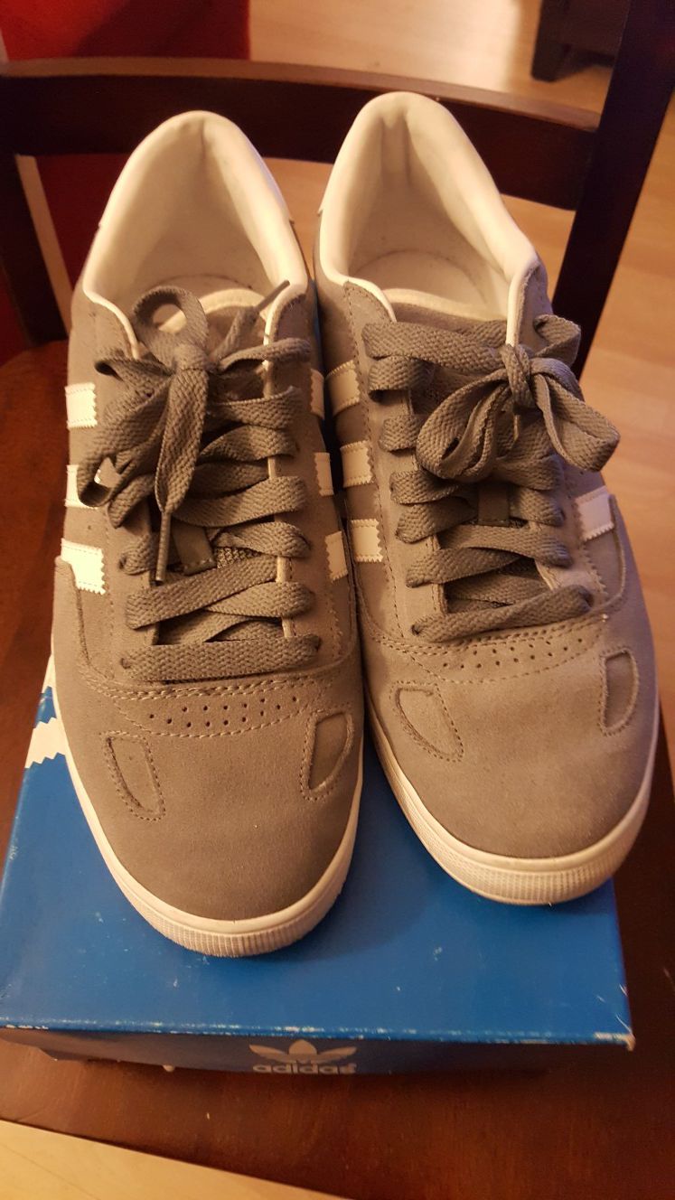 Adidas for Sale in Los Angeles, CA - OfferUp