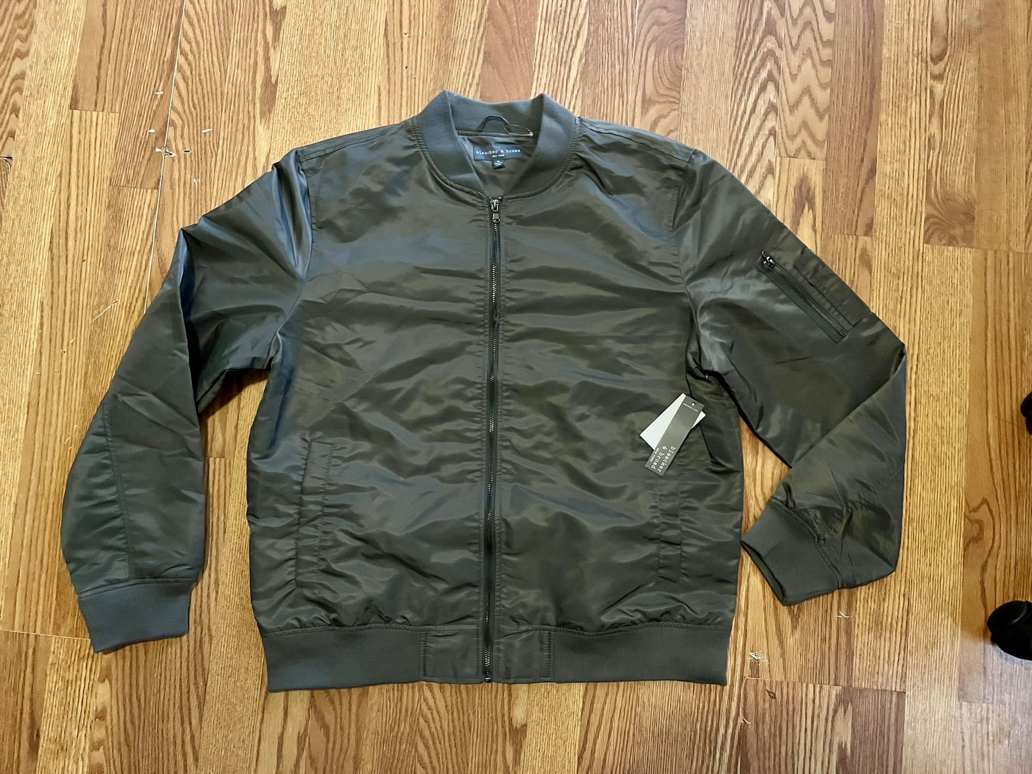 Bleecker and broad bomber jacket Size XL
