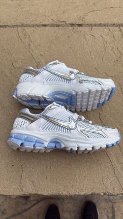 New Nike Zoom Vomero 5 chrome white silver aluminum shoes Women’s 6 10 11.5, Men’s 4.5 8.5 10