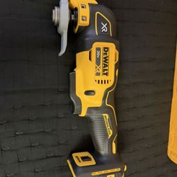 Herramienta Oscilante DeWalt 20V MAX XR Brushless (DCS356)