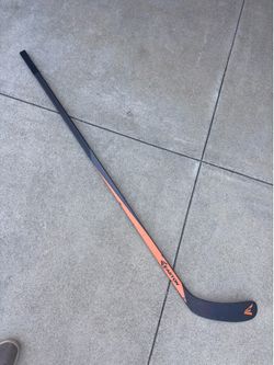 Easton hockey stick / 100 flex / 56” shaft