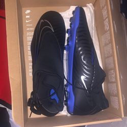 Nike Cleats Phantom 11 11.5