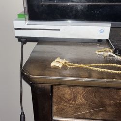 Xbox One S 
