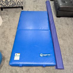 Gymnastic Matte And Horizontal Bar For Kids