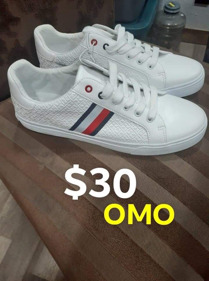 SE VENDE TDO ES NUEVO ORIGINAL Y PRECIO NEGOCIABLE PREGUNTAR SE LEVANTA EN PALMVIEW