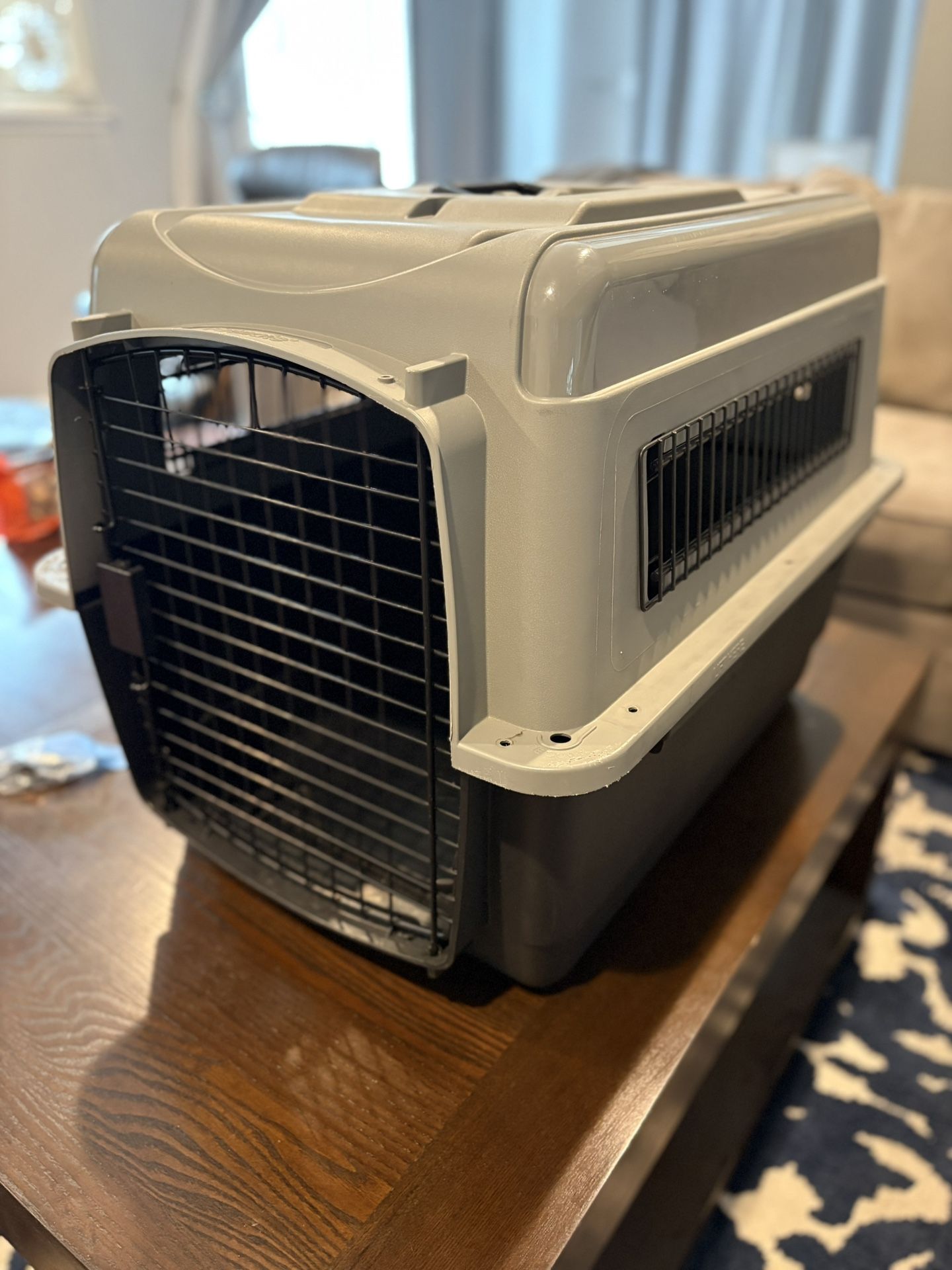 Petmate Dog Crate Small 28Lx21Wx20H Ultra Vari kennel