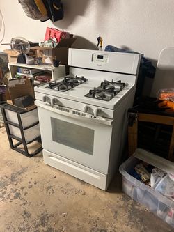 Whirlpool White Gas Range Stove