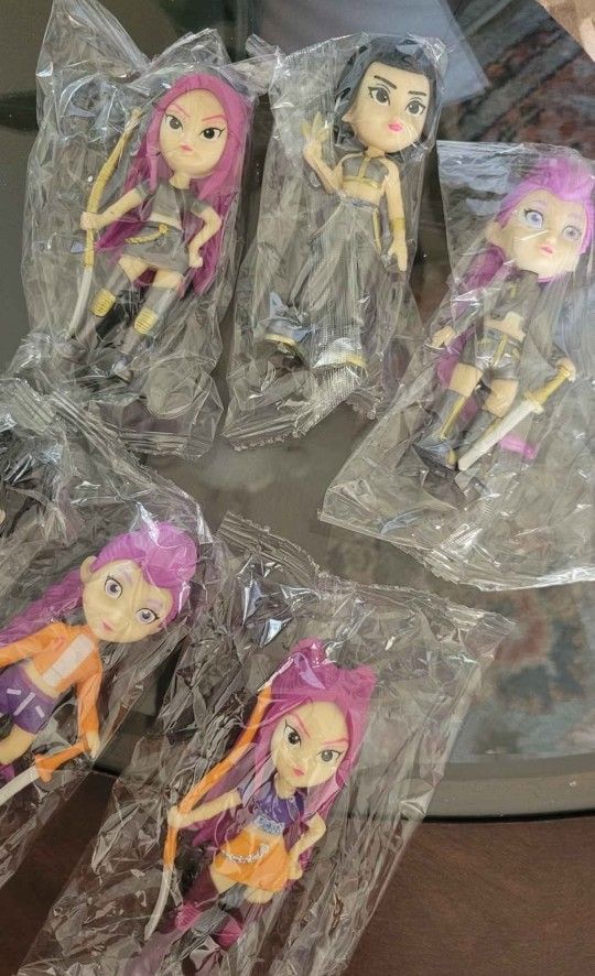 K-POP Demon Hunter Figurine