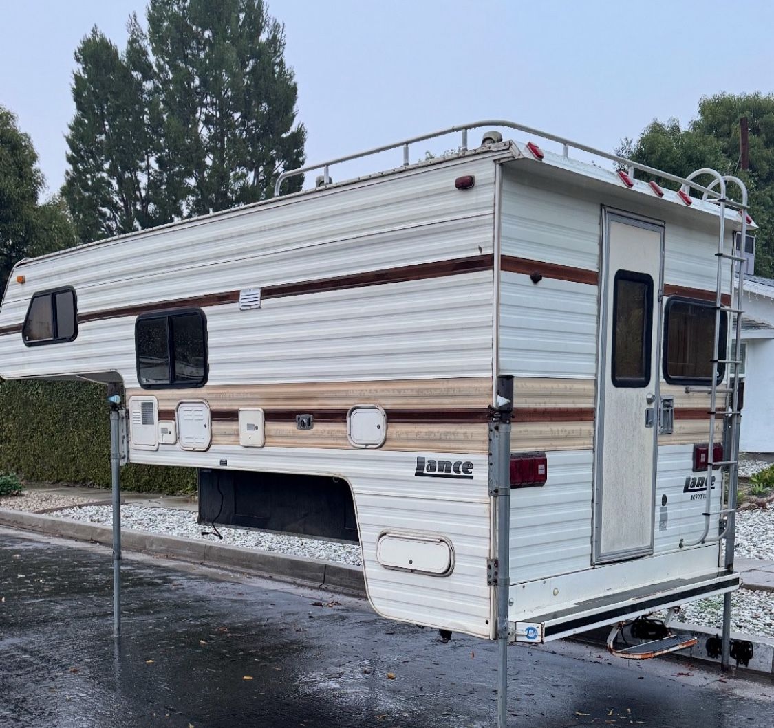 lance trailer