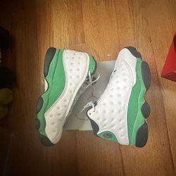 Jordan 13 White Lucky Green sz 8.5