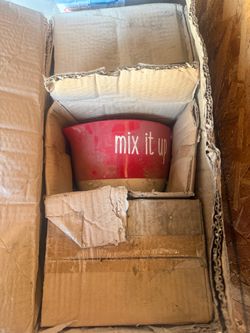 Red Ceramic Mixing Bowl "Mix It Up"