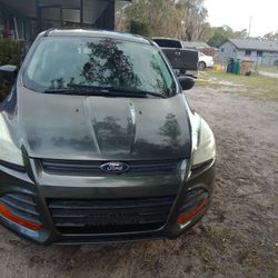 NICE 2016 FORD ESCAPE 