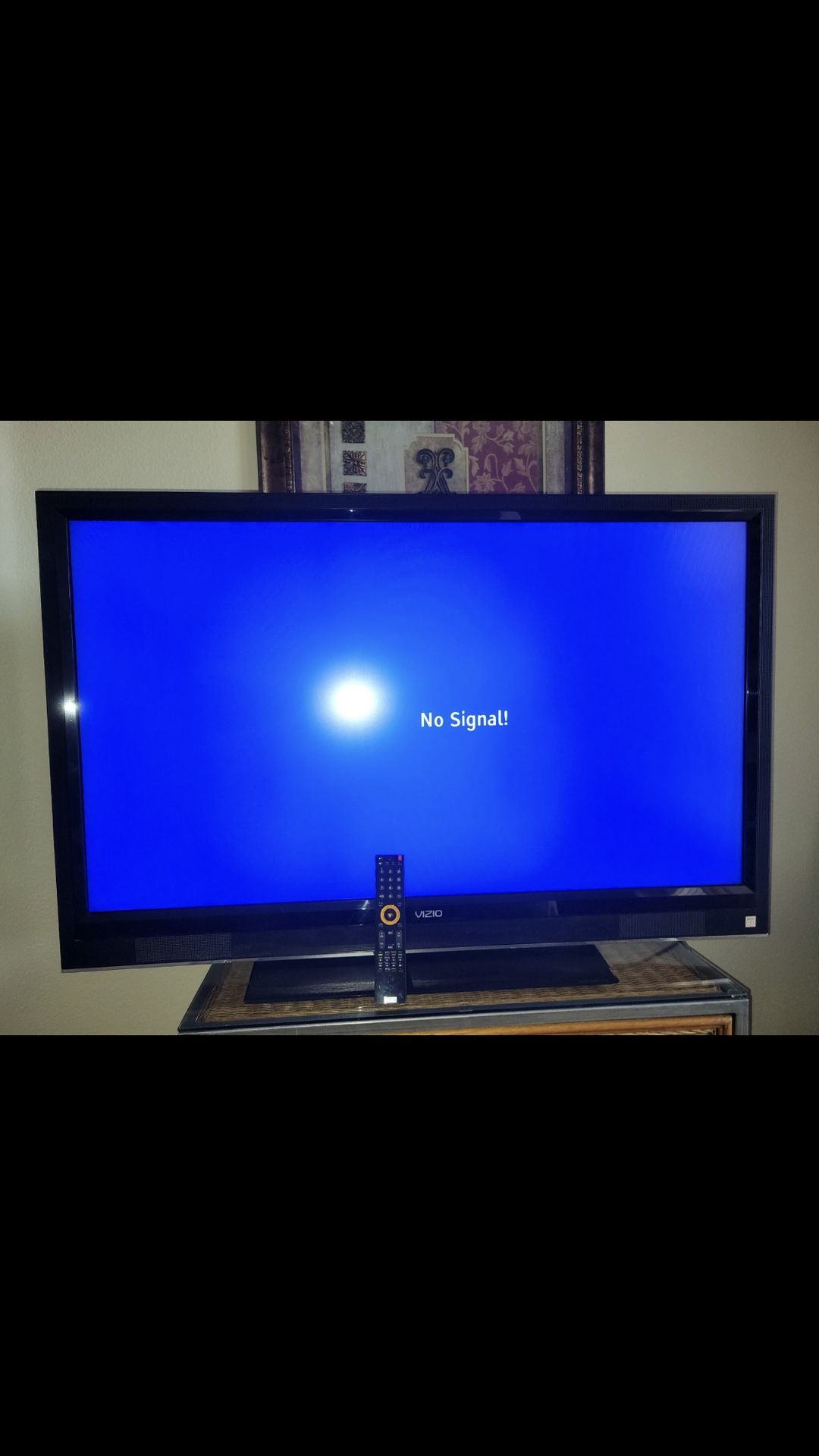 47" Vizio TV W/Remote.. 20" Vizio TV W/Remote..Vizio Sound Bar.. Roku TV Box W/Remote.. Chromecast TV - uses TV Remote.. HDMI cords.. Video Cords...