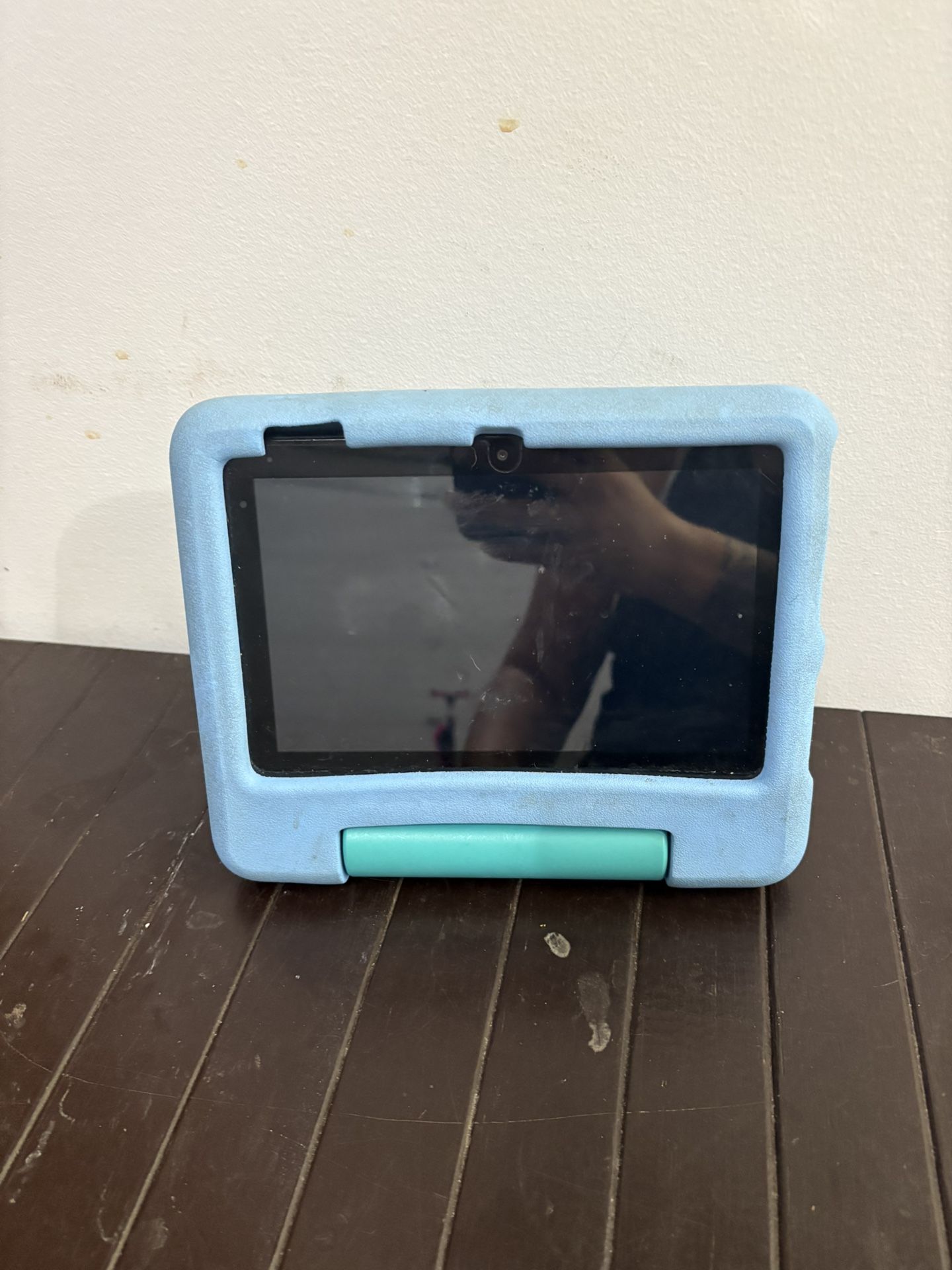 Amazon Fire 7 Kids With Case, Charger, Headphones