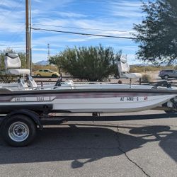 Bass Boat 