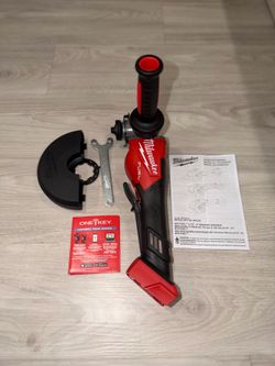 Milwaukee M18 FUEL 4-1/2" - 6" Braking Grinder
