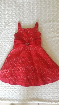 Beautiful girl dress.