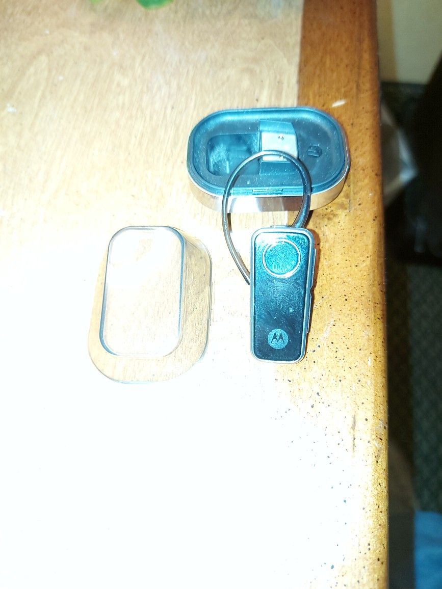 Motorola Single Ear Hands Free Device