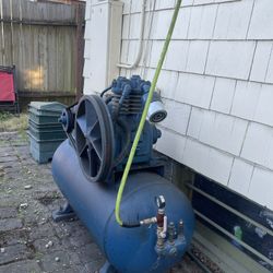 Air Compressor PRICE REDUCED