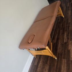 Massage Table Folds Up As Well