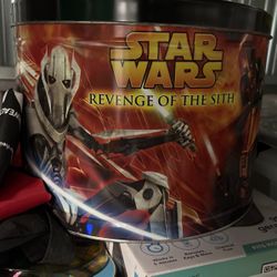 Star Wars Revenge of the Sith Popcorn Tub / Storage Tin Bin - Collectable - Cleaned - Rare - Great Condition - Disney Pixar Lucasfilms Star Wars Darth