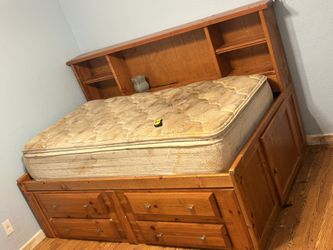 Wooden Twin Bed With Dresser Drawers