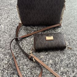 Michael Kors Purse & Wallet 