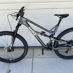 2022 Intense 951 Trail XL Carbon