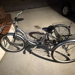 Excellent Condition Schwinn Trike 