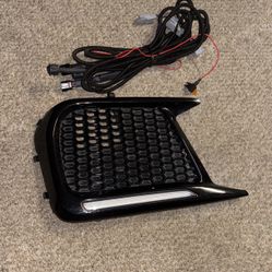 2020 SUBARU WRX STI SEDAN OEM LH FRONT BUMPER FOG LIGHT BEZEL *SCRATCHES* #2563