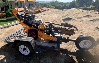 2020 Barreto E924 Trencher w/ Barreto Trailer